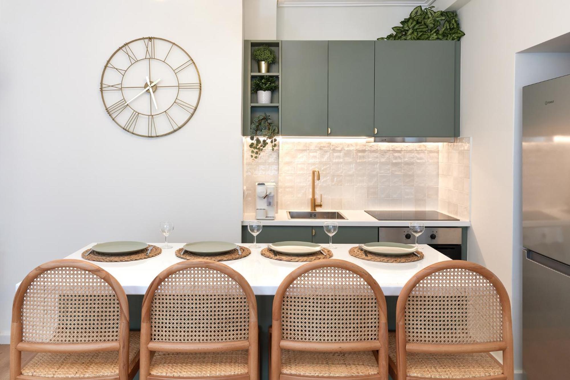 Athens Premium Suites - Sunny 2 Bedroom Suite With Parking 외부 사진